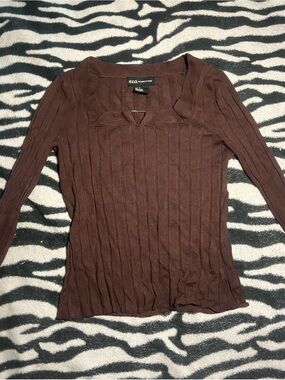 ⭒ stylish required to wear long sleeve